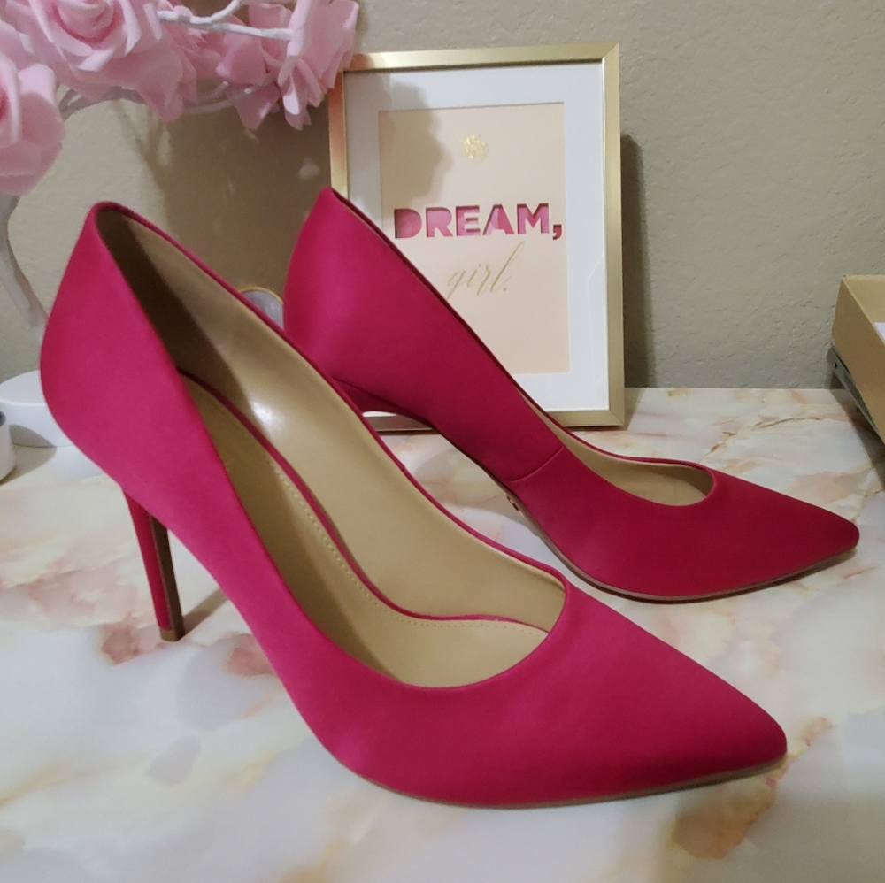 Michael Kors pumps
